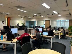 Zhongshan Mall (D12), Office #560603011